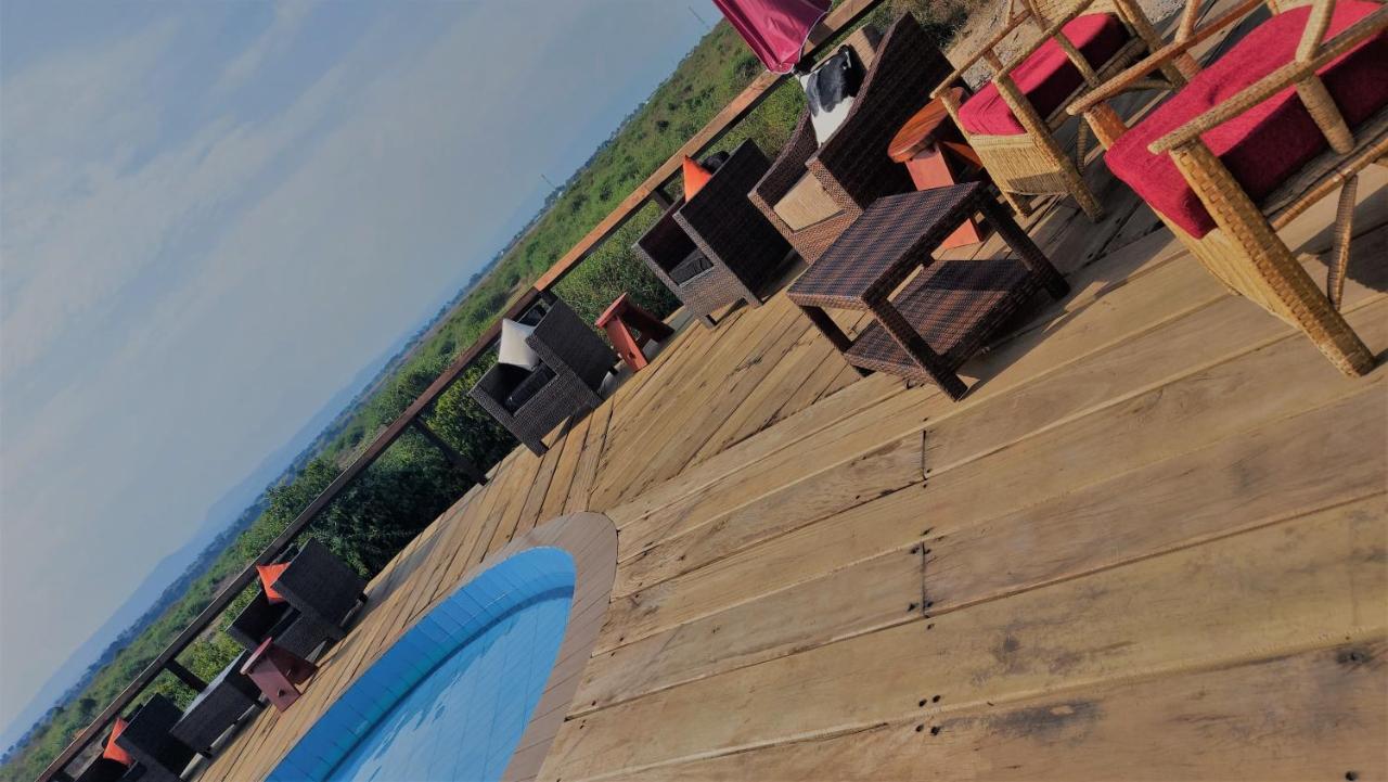 Buffalo Safari Lodge Katunguru Esterno foto