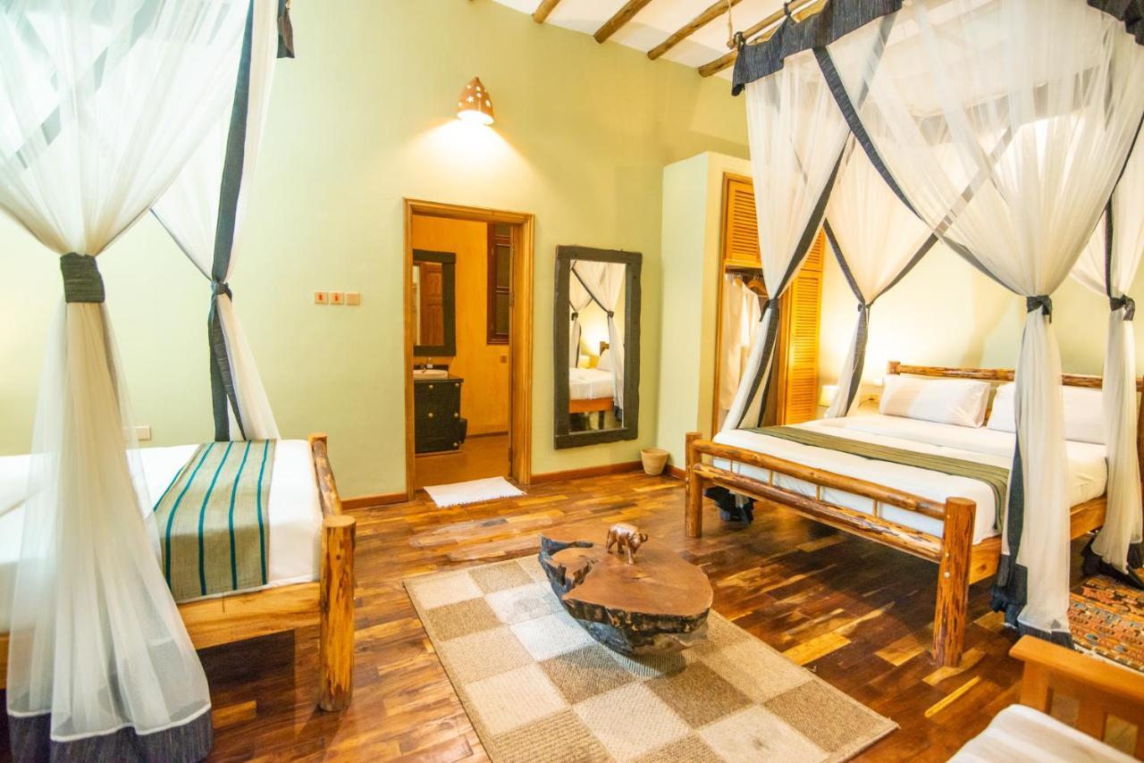 Buffalo Safari Lodge Katunguru Esterno foto