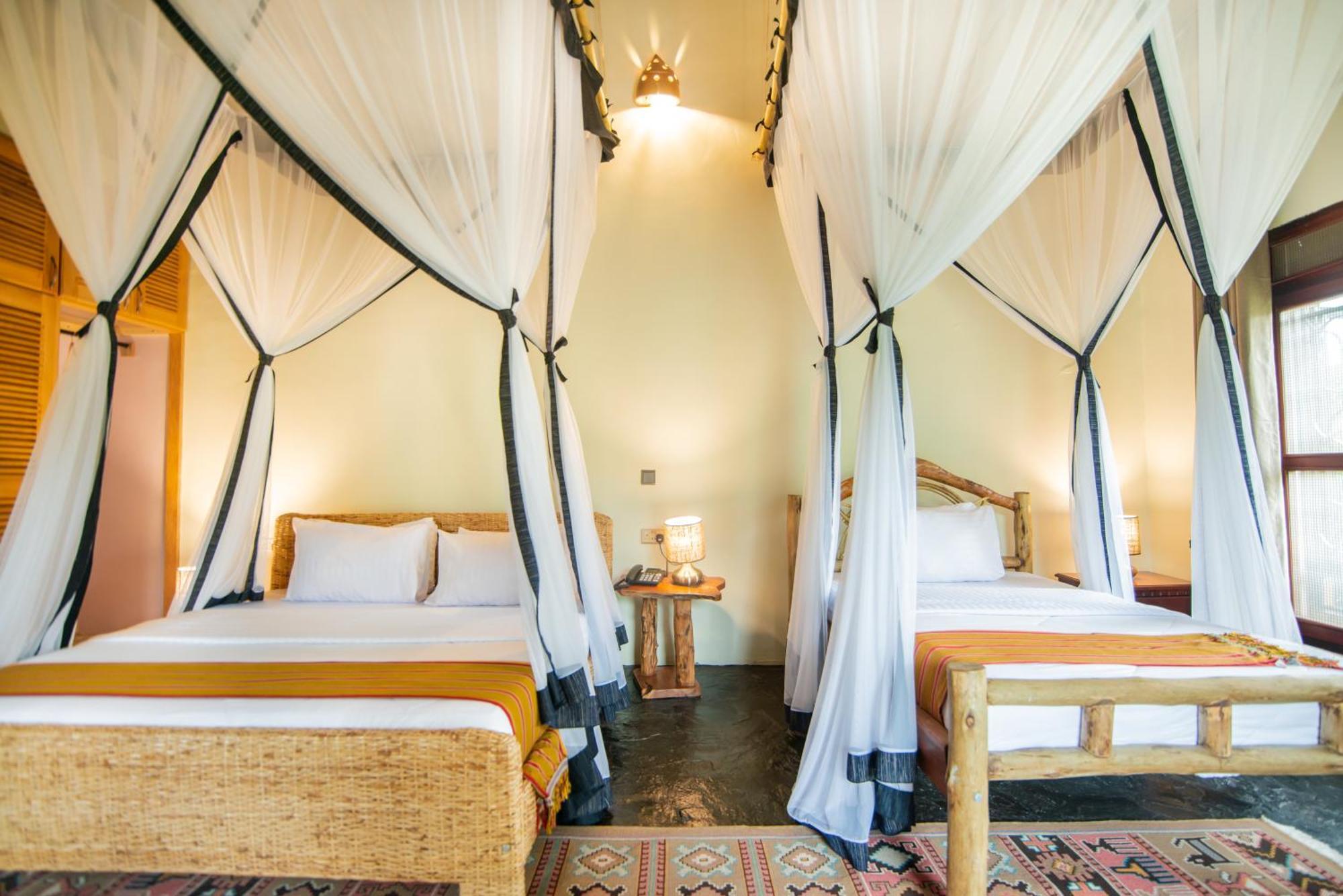 Buffalo Safari Lodge Katunguru Esterno foto